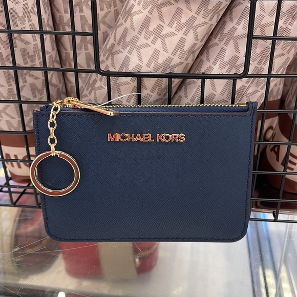 MICHAEL KORS SMALL TOP ZIP COINPOUCH WITH ID KEYCHAIN CARDHOLDER WALLET 
NWT - Picture 6 of 16